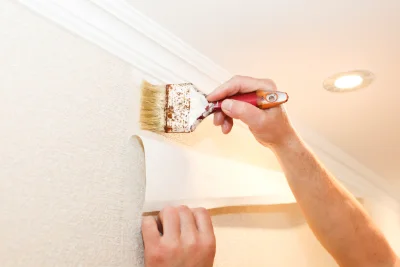 Pose de papier peint à Pierre-Levée — revêtements muraux et toiles de verre